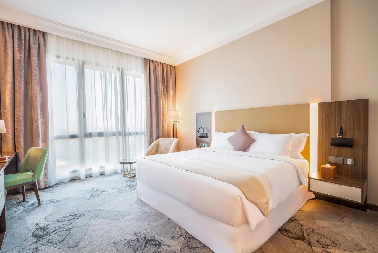 Grand Millennium Al Seef Basra Экстерьер фото