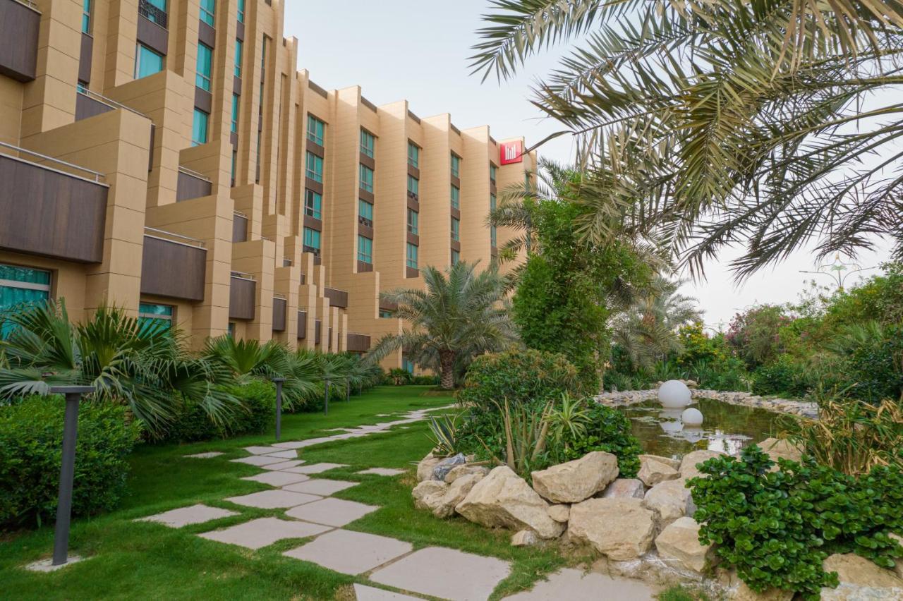 Grand Millennium Al Seef Basra Экстерьер фото