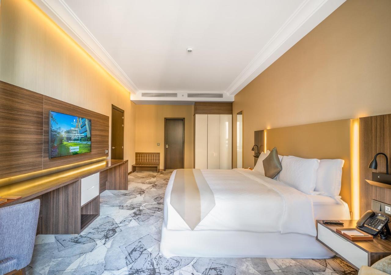 Grand Millennium Al Seef Basra Экстерьер фото