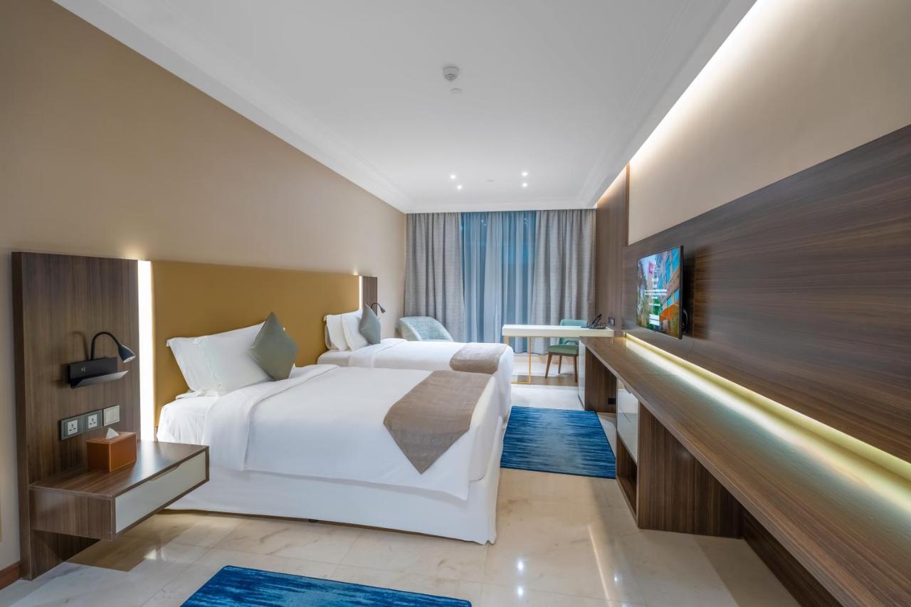 Grand Millennium Al Seef Basra Экстерьер фото