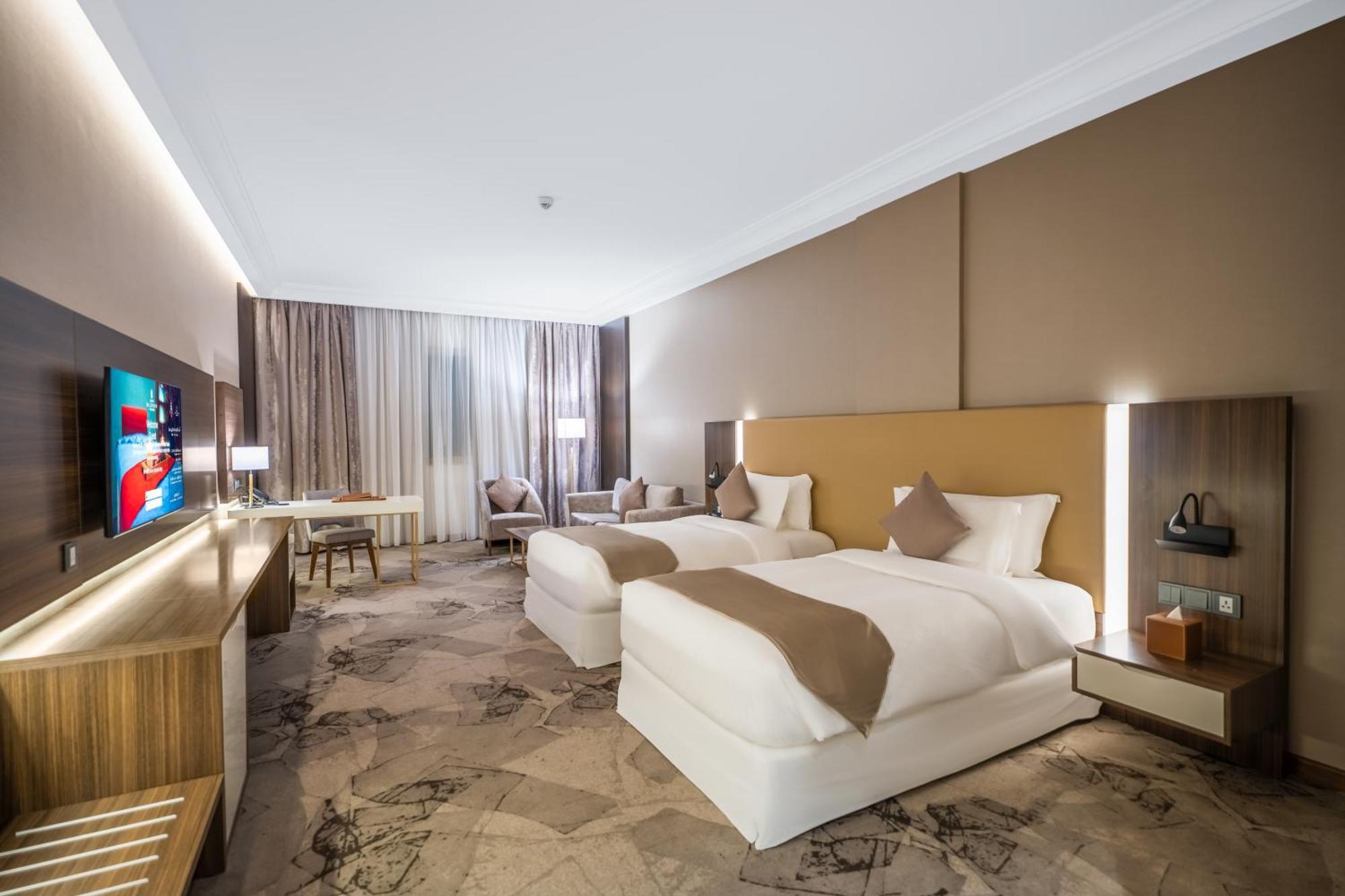 Grand Millennium Al Seef Basra Экстерьер фото